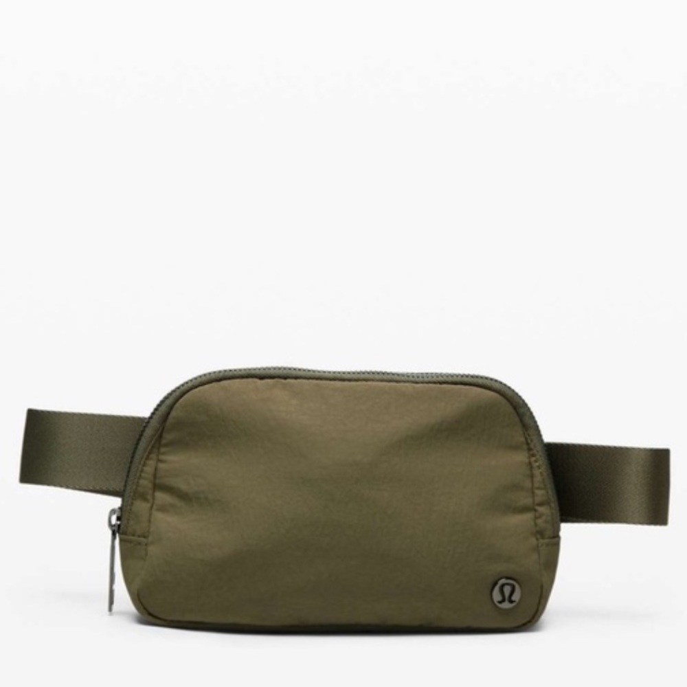 LULULEMON EVERYWHERE BELT BAG